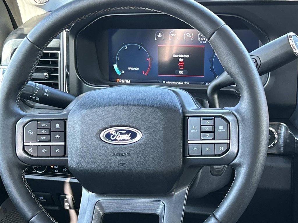 Certified Used 2025 Carbonized Gray Metallic Ford Lariat image 15