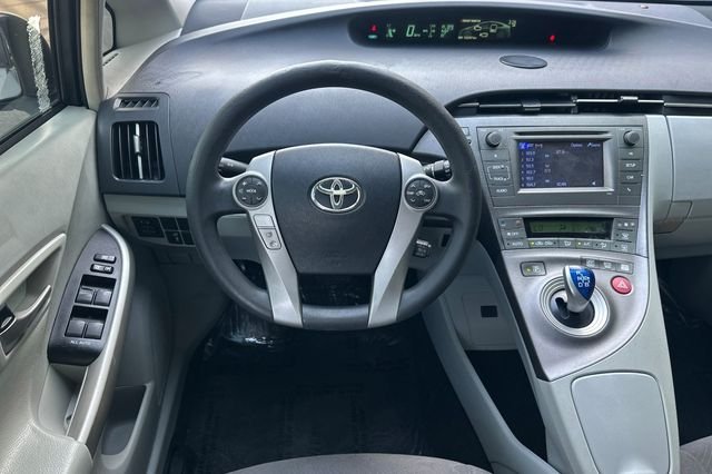 Used 2013 Silver Toyota Two image 16