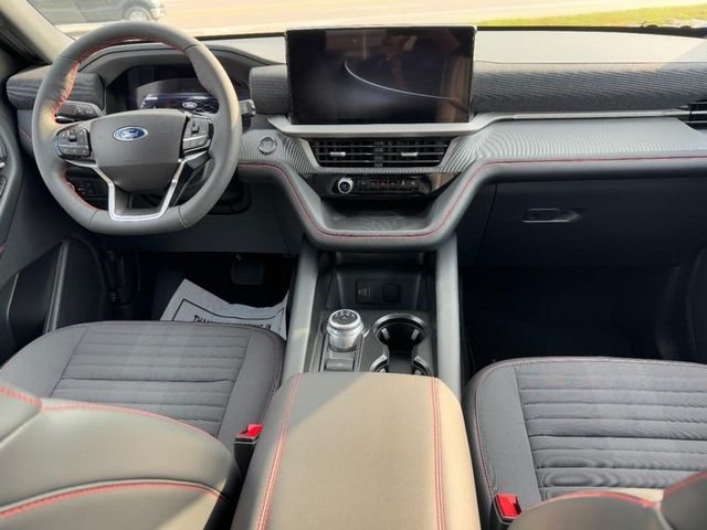 New 2026 Agate Black Metallic Ford ST-Line image 6