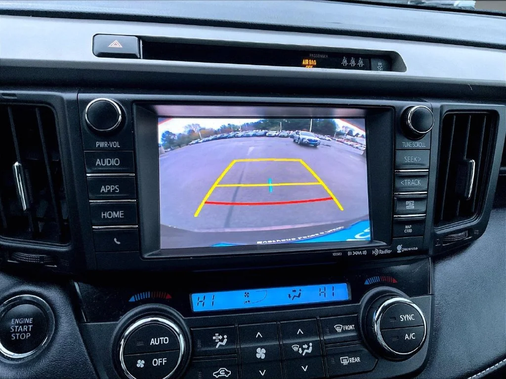 Used 2018 Black Currant Toyota XLE image 17