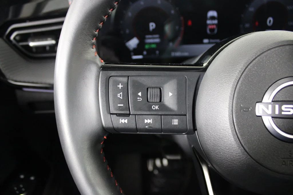 2025 Nissan Kicks SR - Photo 24
