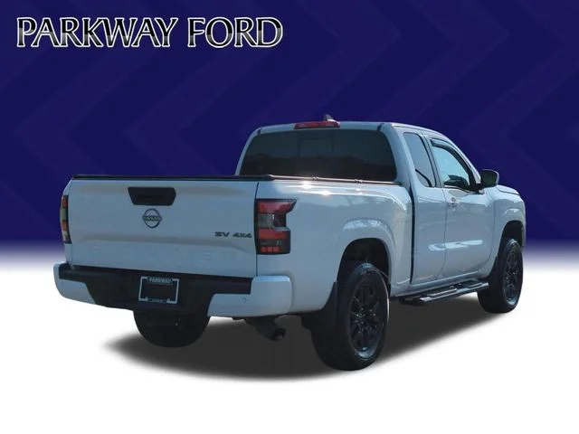Used 2022 White Nissan SV image 5