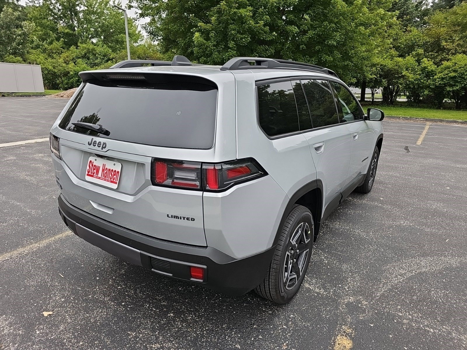 New 2026 Silver Zynith Clearcoat Jeep Limited image 5