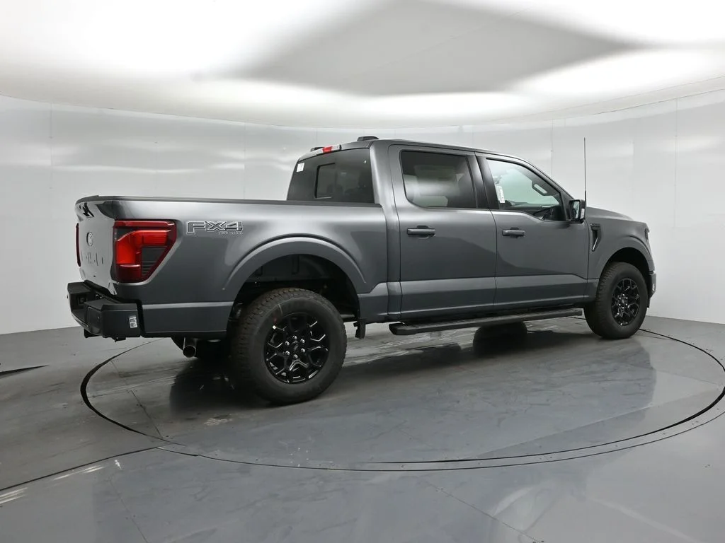 New 2026 Gray Ford XLT image 24