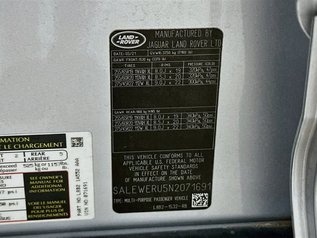 Used 2022  Land Rover XS Edition image 35
