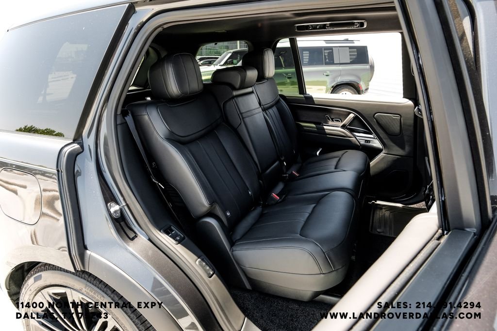 New 2026 Carpathian Gray Land Rover SE image 32