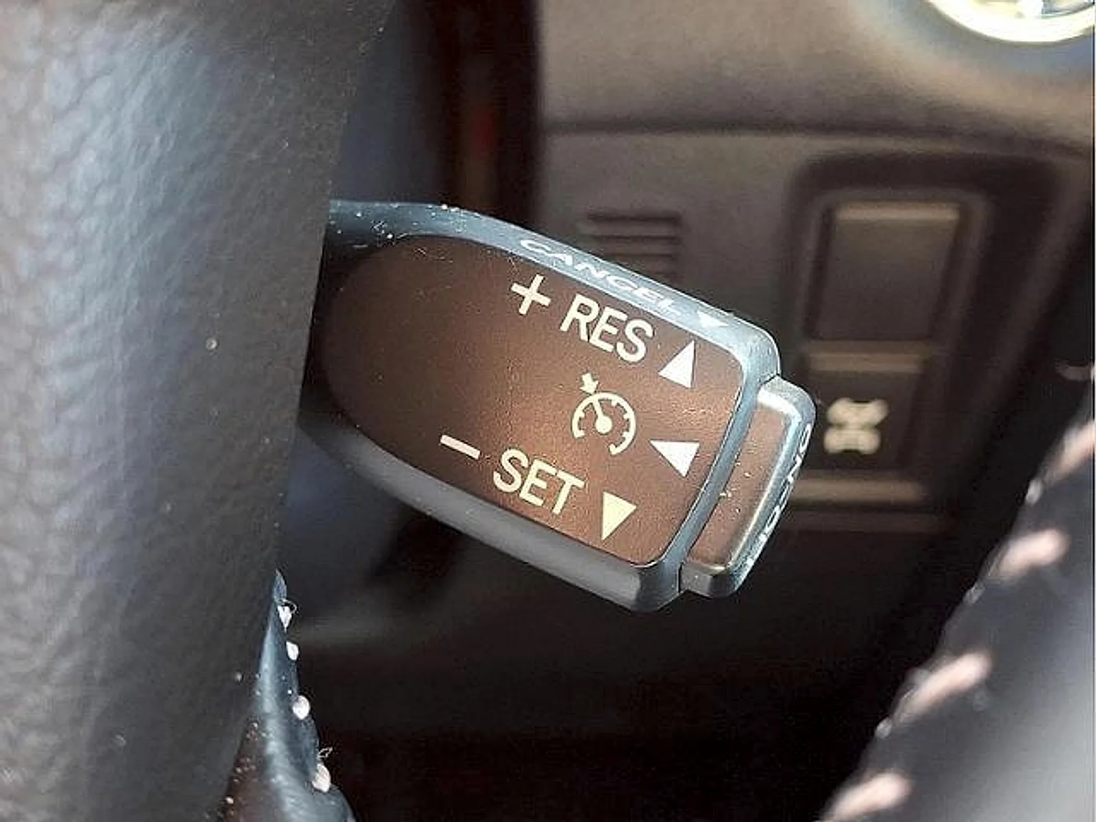 Used 2018 Black Onyx Lexus Premium image 26