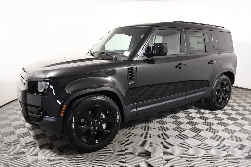 New 2026 Santorini Blk Land Rover S image 2