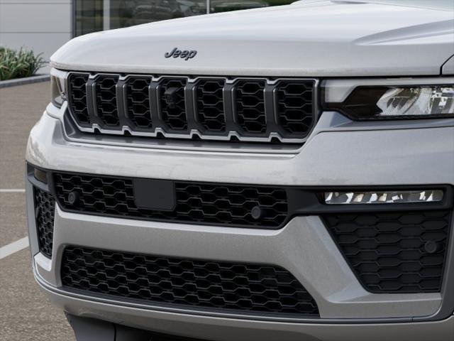 New 2026 Silver Zynith Jeep Limited Reserve image 115