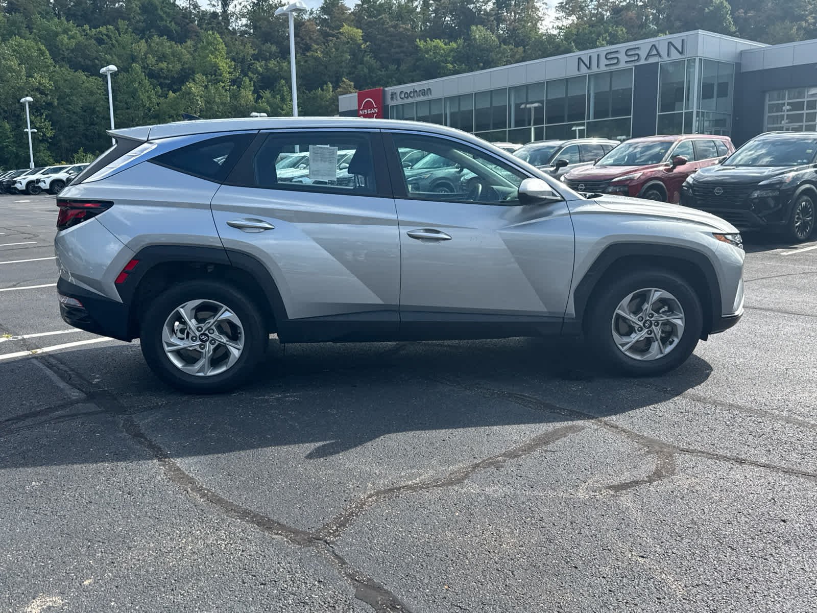 Used 2024 Shimmering Silver Hyundai SE image 6