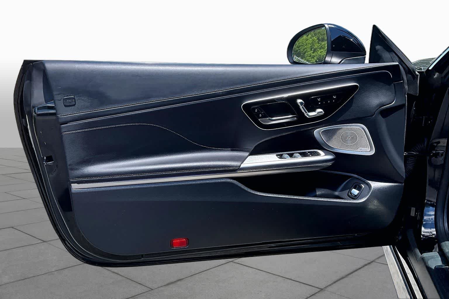 Used 2025 Black Mercedes-Benz CLE 300 image 19