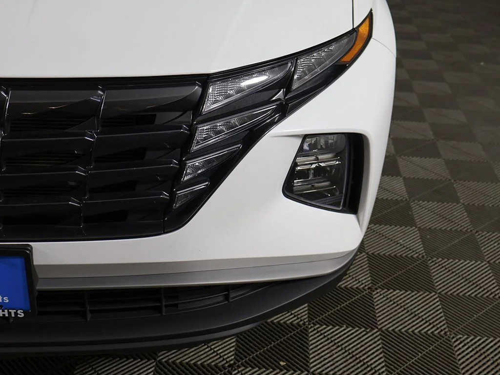 Used 2024 White Pearl Hyundai SEL image 13