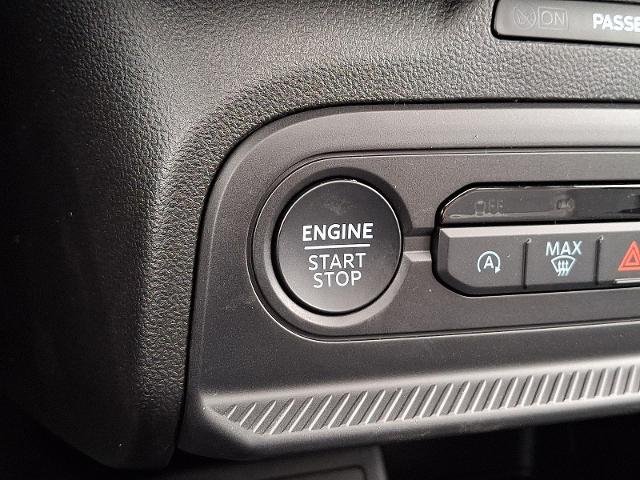 New 2026 Shadow Black Ford Badlands® image 37