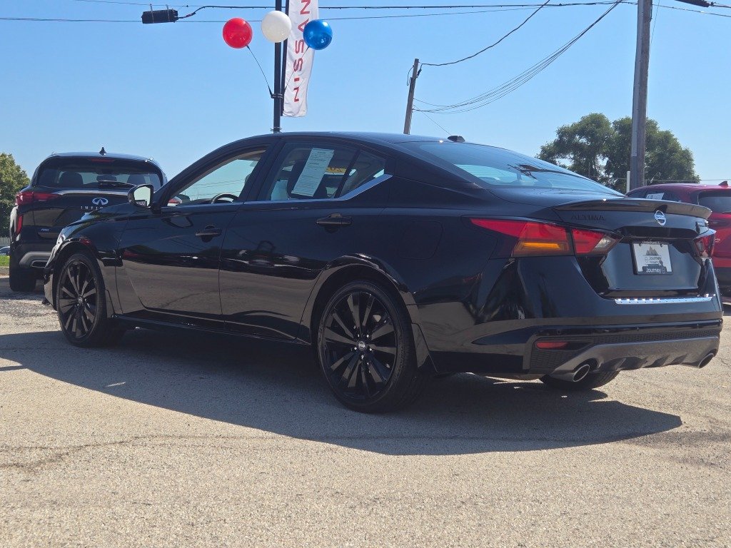 Used 2022 Black Nissan 2.5 SR image 14