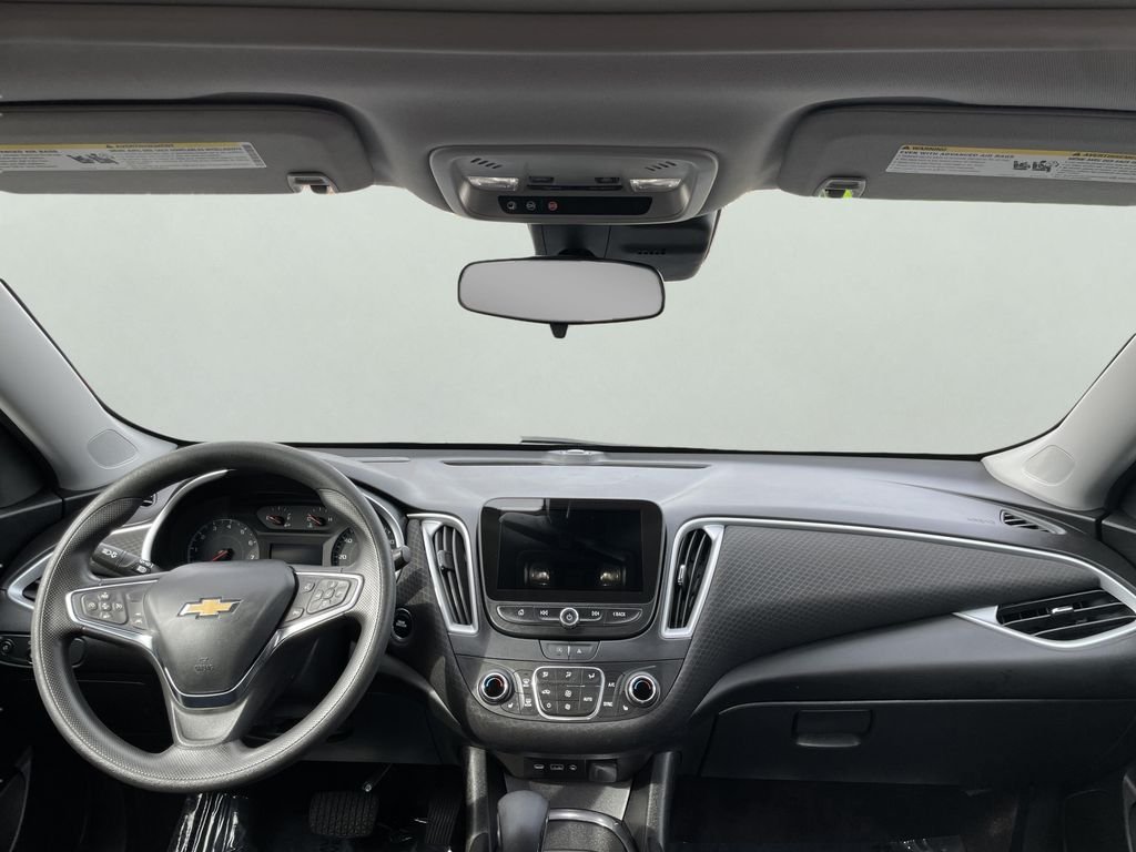 Used 2023 Gray Chevrolet LT image 18