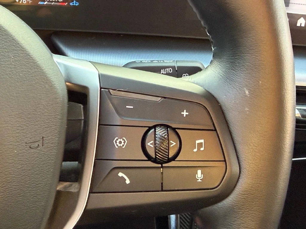 Used 2024 Black BMW xDrive28i image 25