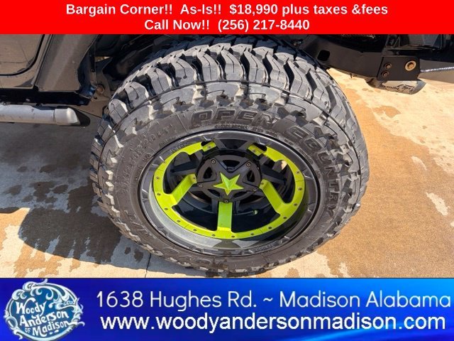 Used 2016 Black Clearcoat Jeep Unlimited Sport image 8