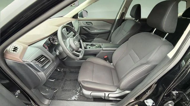 Used 2023 Black Nissan S image 20