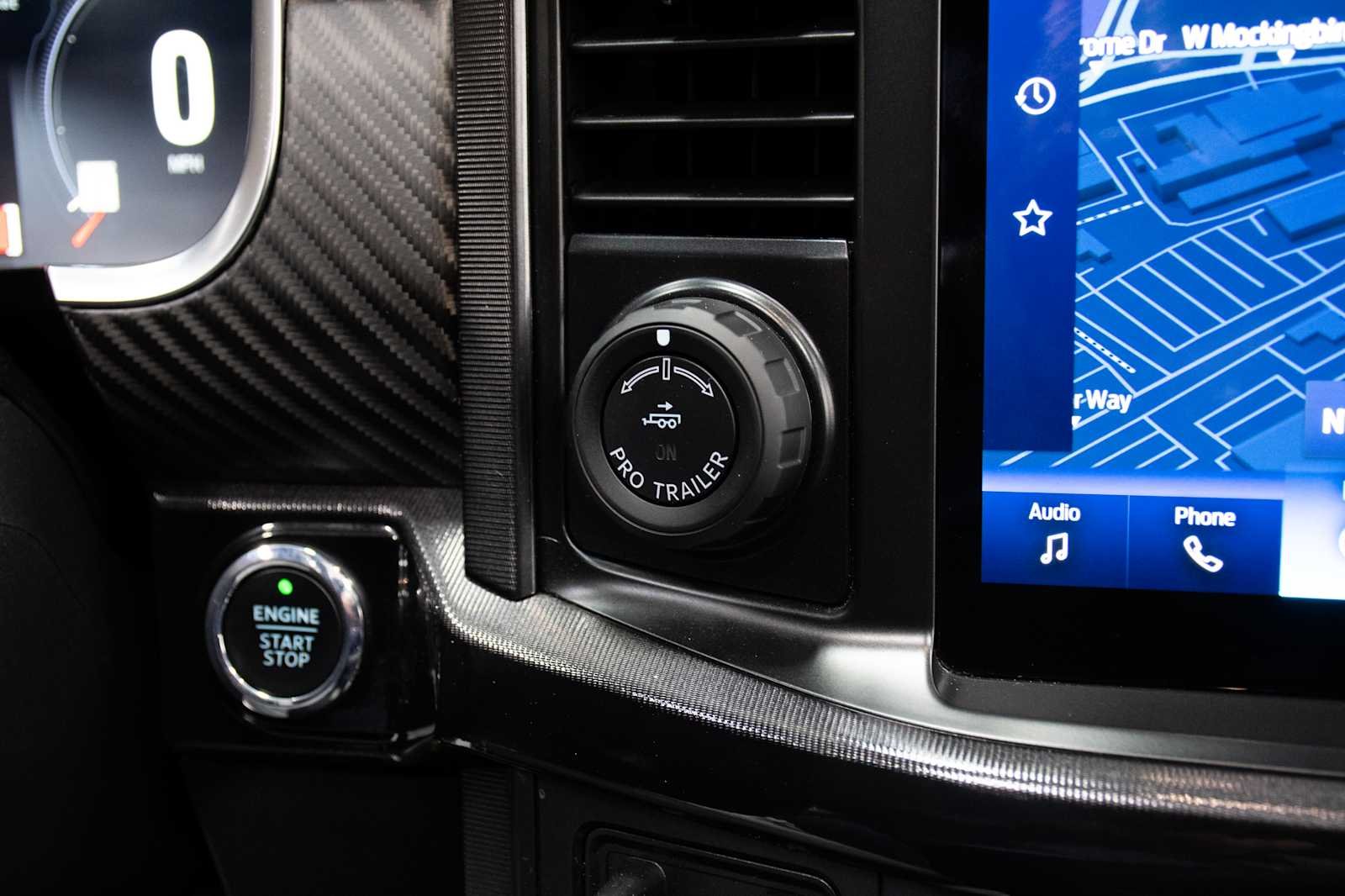 2023 Ford F-150 Raptor - Photo 22