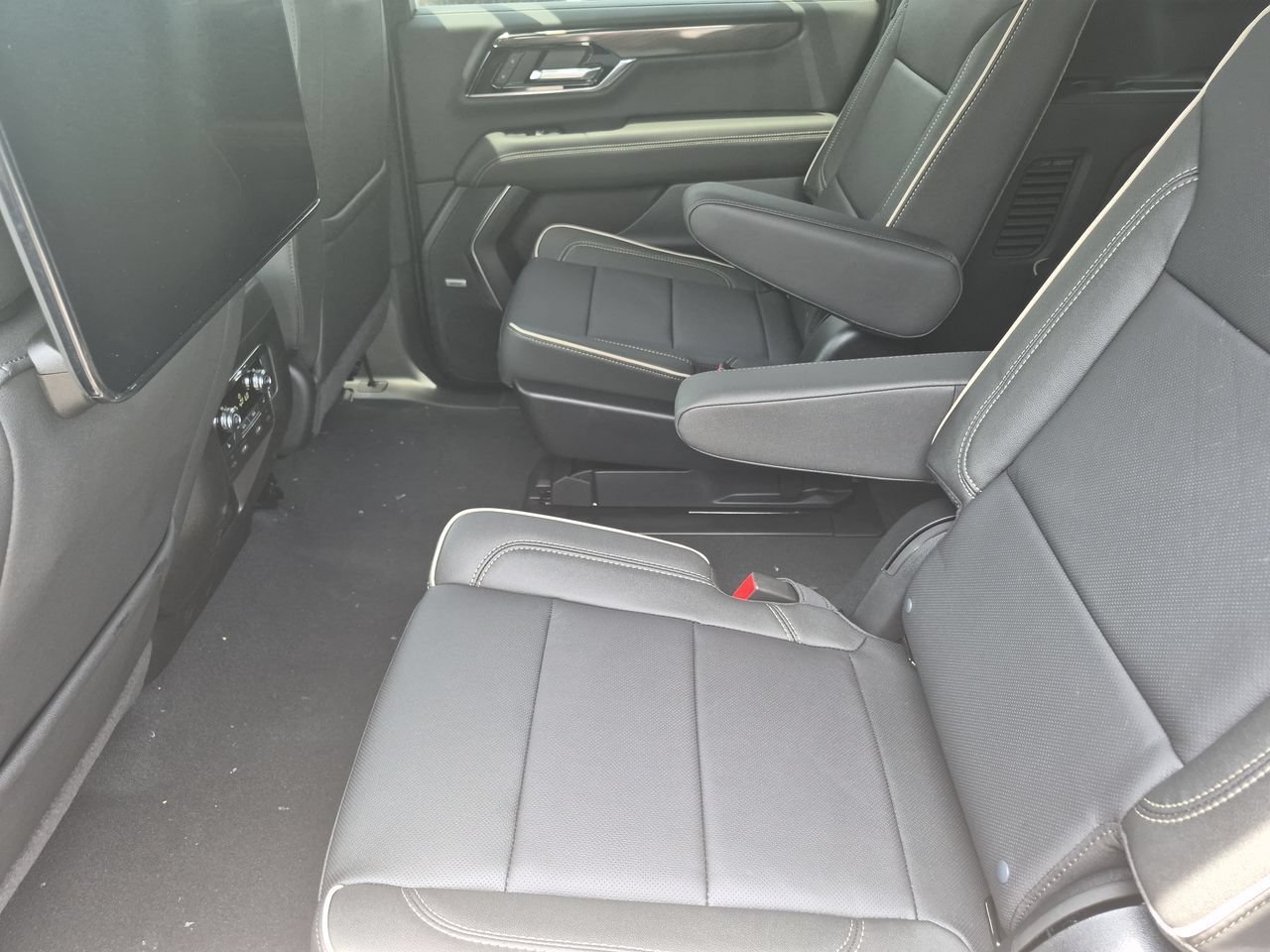 2026 GMC Yukon XL Elevation - Photo 24