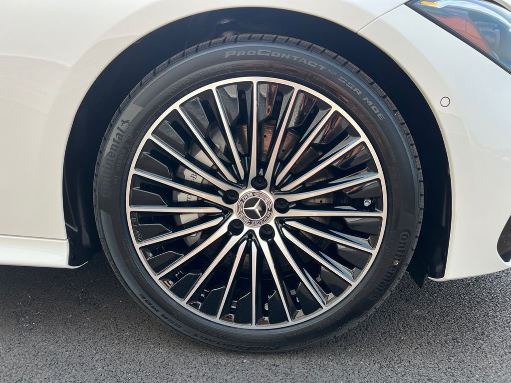 New 2026 Polar White Mercedes-Benz CLE 300 image 33