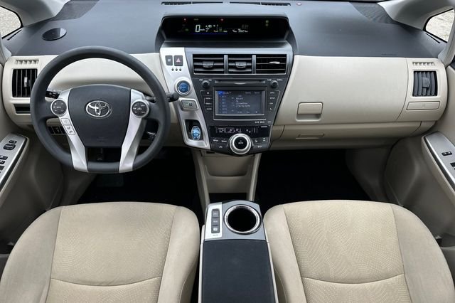 Used 2014 Beige Toyota Three image 16