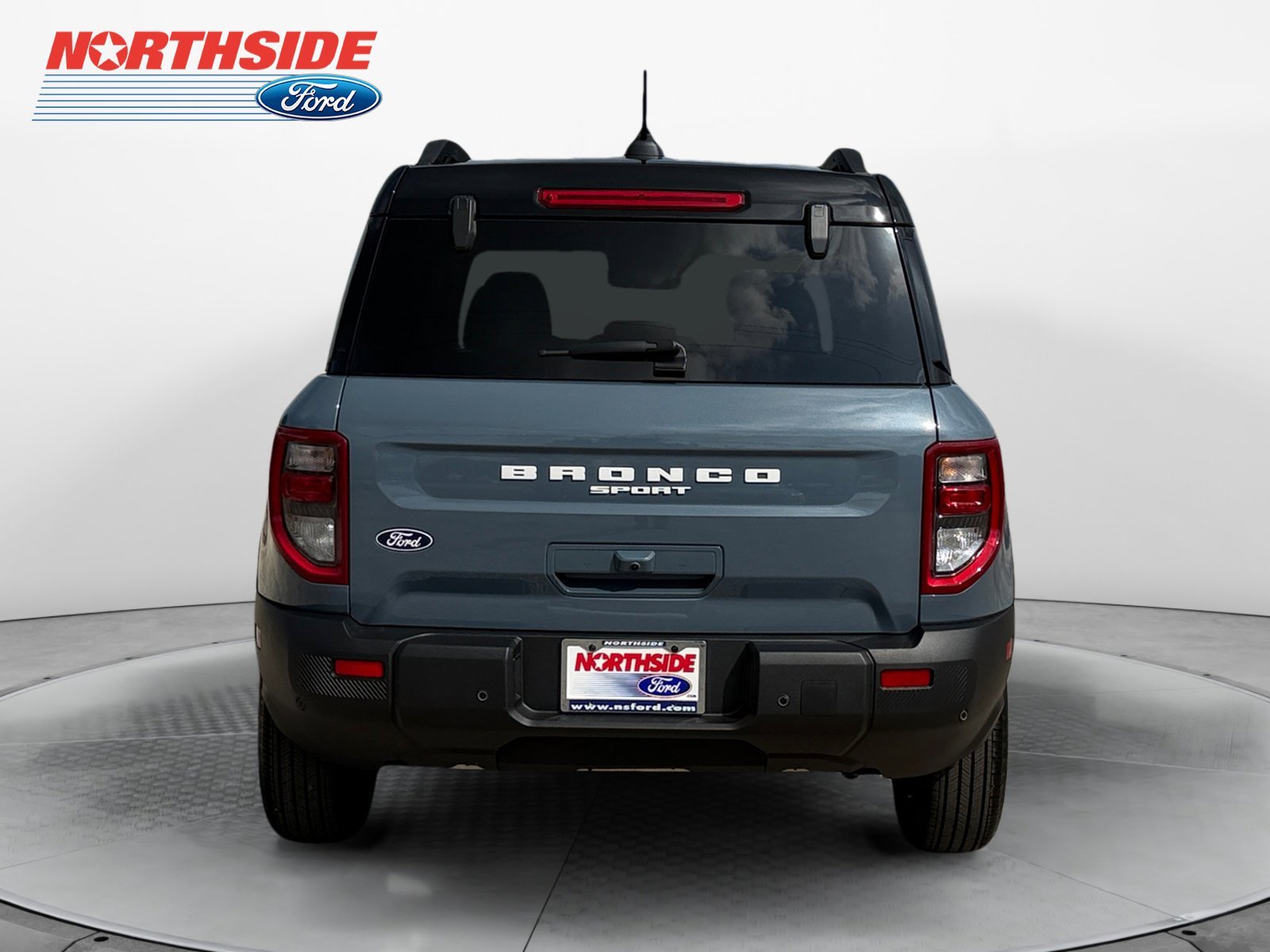 New 2026 Azure Gray Metallic Tri-Coat Ford Outer Banks image 6