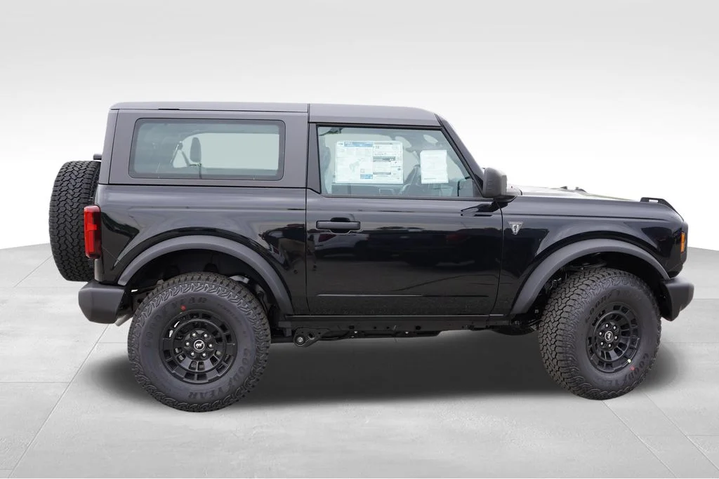 New 2026 Black Ford Base image 2