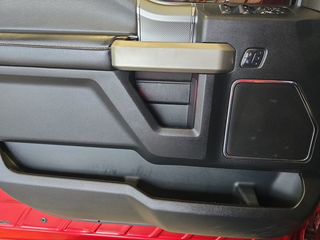 Used 2015 Red Ford Lariat image 28