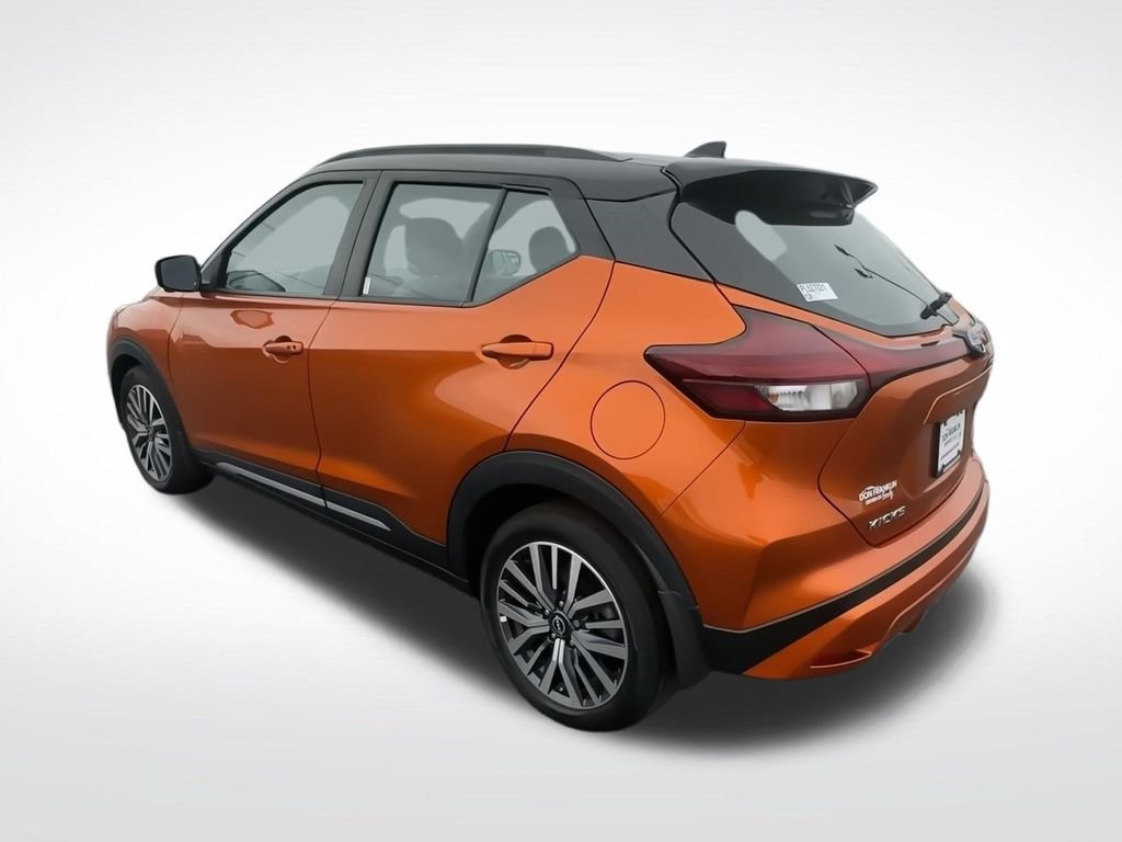 Used 2023 Orange Nissan SR image 7