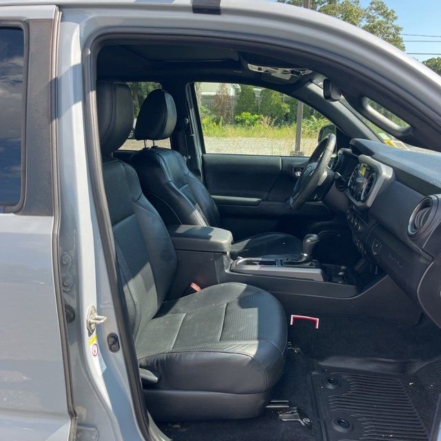 Used 2019 Gray Toyota TRD Off-Road image 11