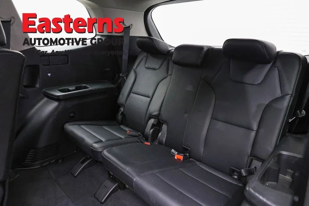 Used 2022 Gray Kia EX image 28