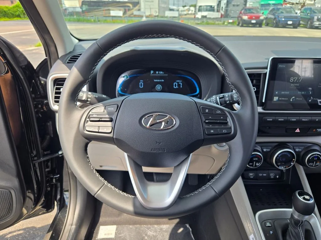 New 2026 Onyx Black Hyundai SEL image 31