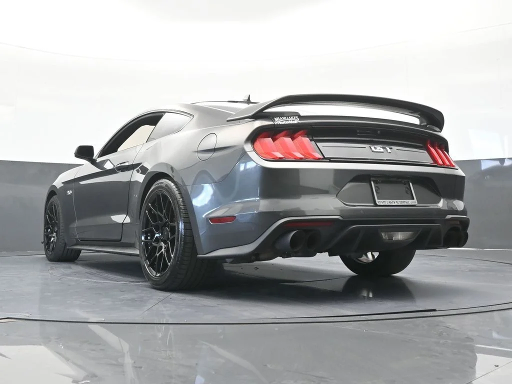 Used 2020 Magnetic Ford GT Premium image 46