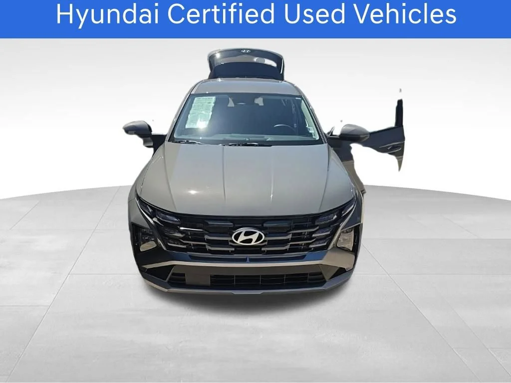 Certified Pre-Owned 2025 Hyundai Tucson SE