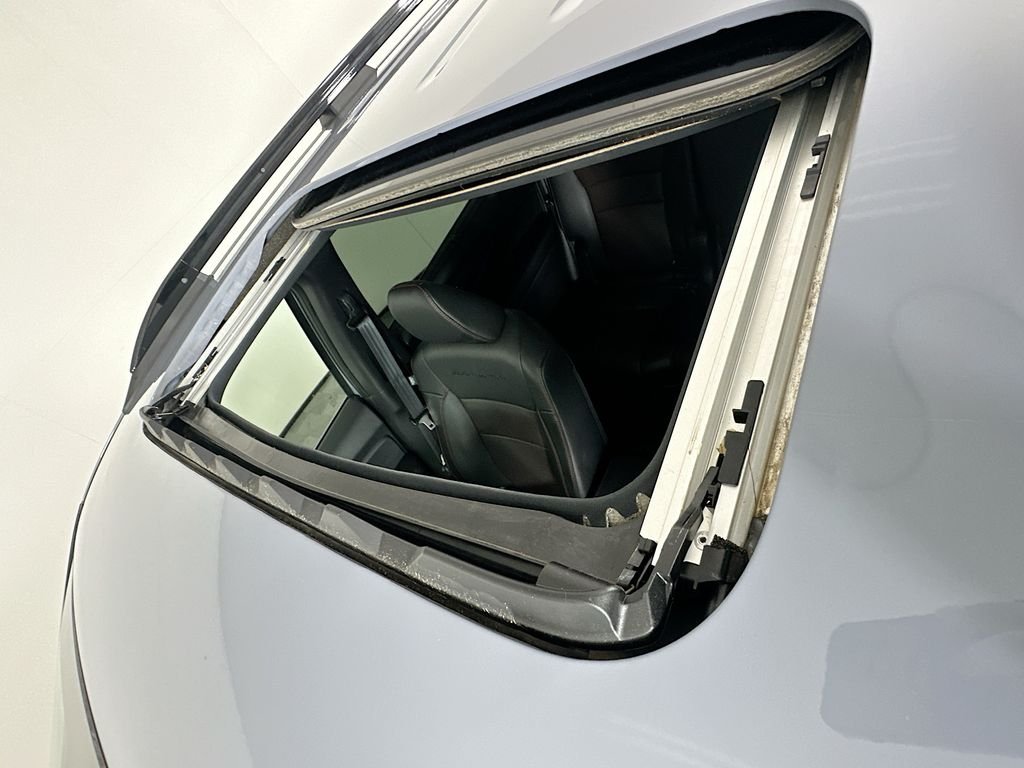 Used 2024 Gray Pearl Honda Black Edition image 21