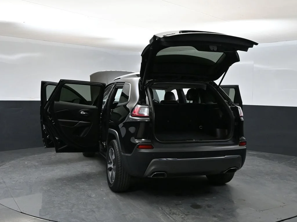 Used 2019 Black Jeep Limited image 40