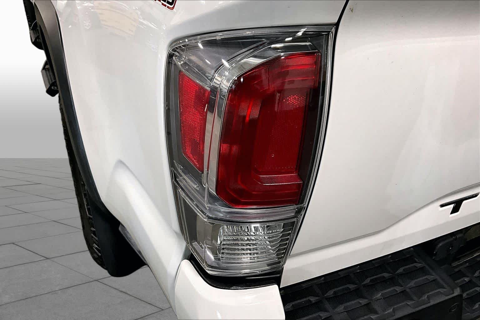 Used 2022 White Toyota TRD Off Road image 29