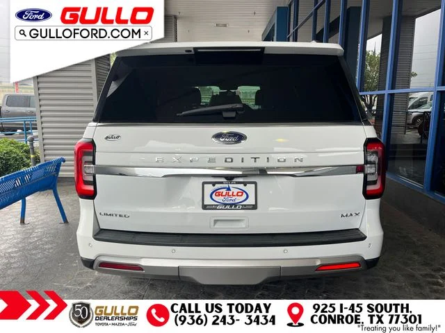 Certified Used 2022 Oxford White Ford Limited image 5