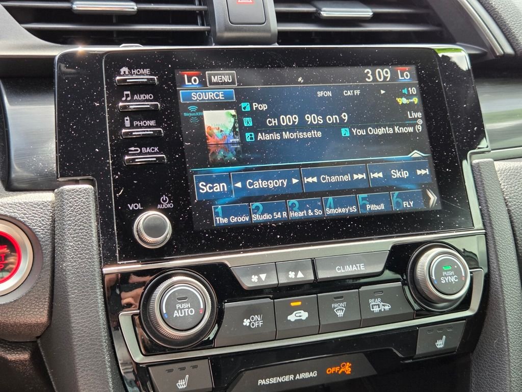 Used 2020  Honda EX image 21