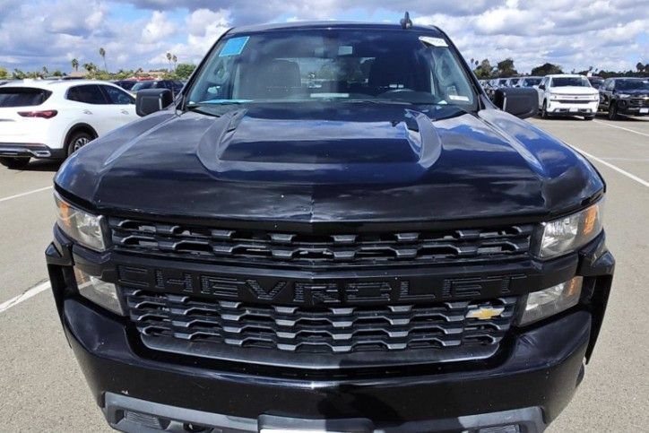 Used 2022 Chevrolet Silverado 1500 Limited Custom with VIN 3GCPYBEK9NG106611 for sale in Kansas City