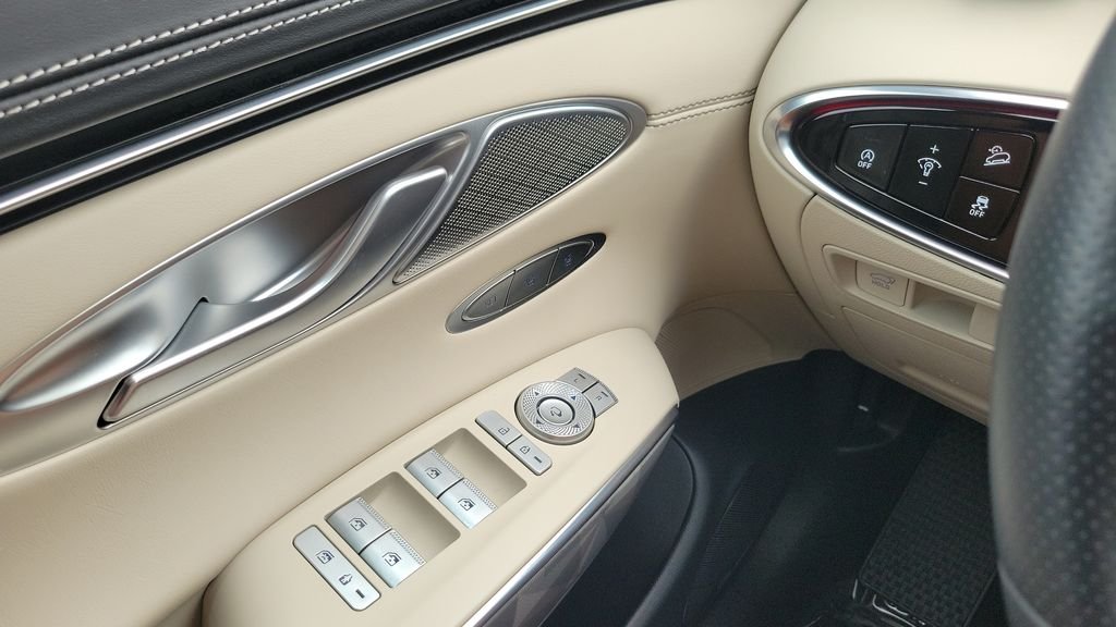 2025 GENESIS GV70 Sport - Photo 19