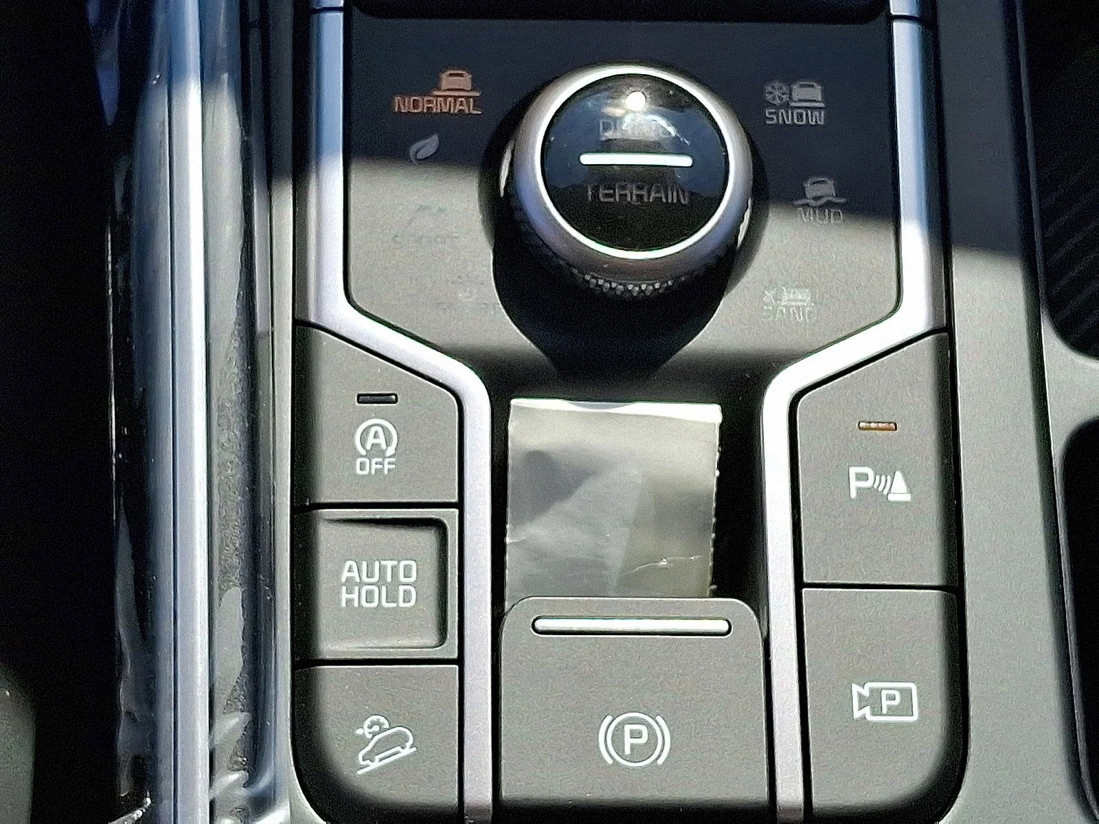 New 2026 Ivory Silver Kia EX image 14
