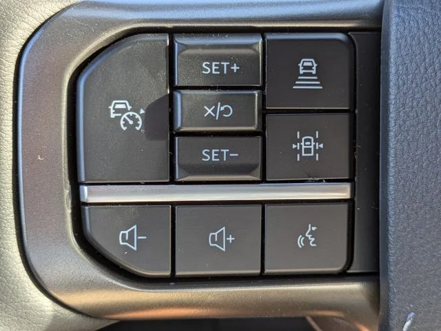 New 2026 Agate Black Metallic Ford Tremor® image 25