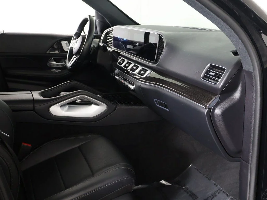 Used 2022 Black Mercedes-Benz GLE 450 image 26