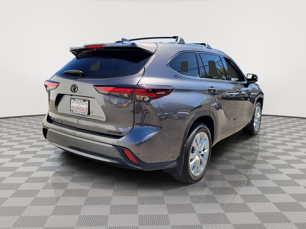 Used 2024 Gray Toyota Limited image 4