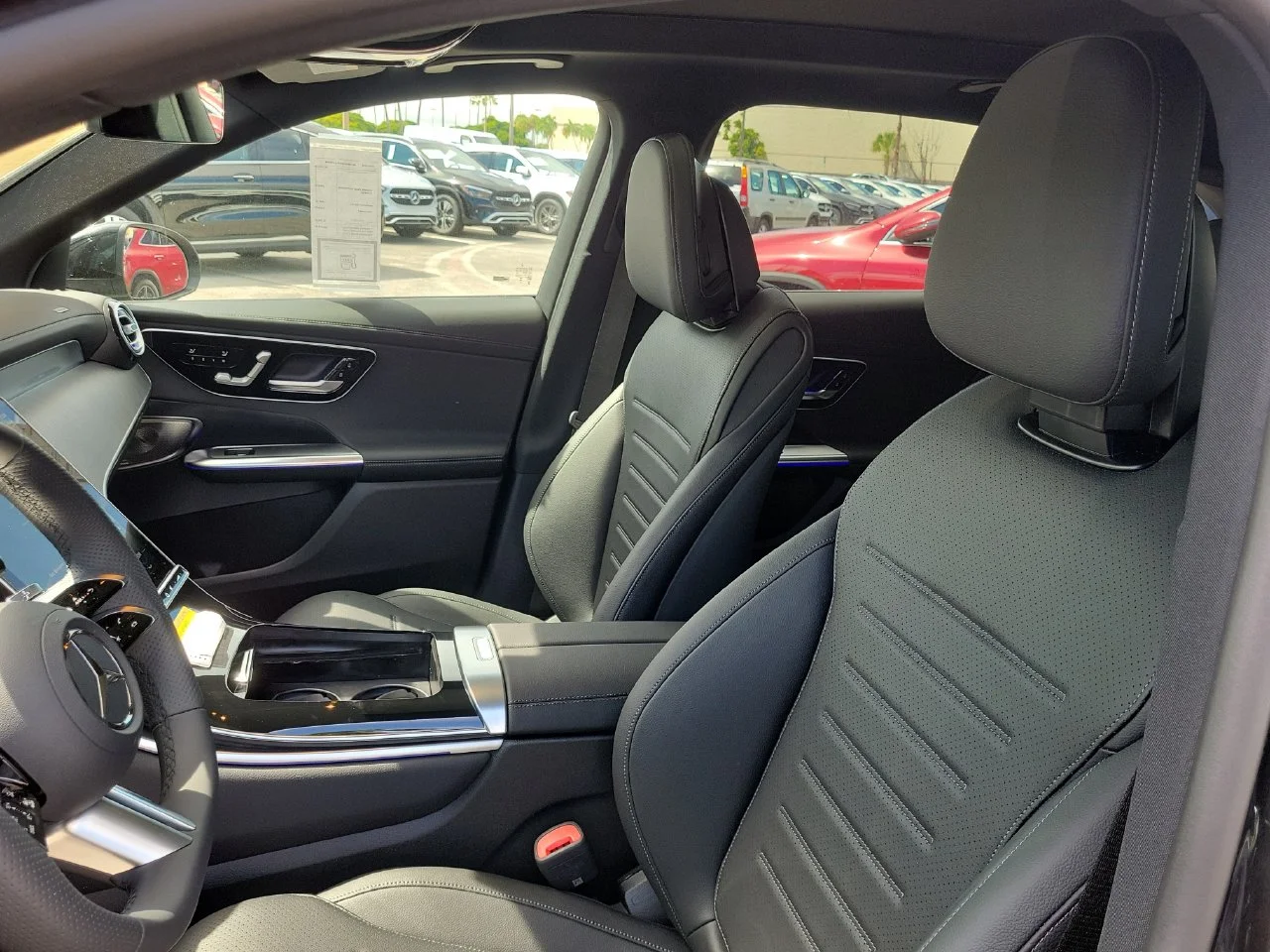 New 2027 Graphite Grey Metallic Mercedes-Benz GLC 300 image 22