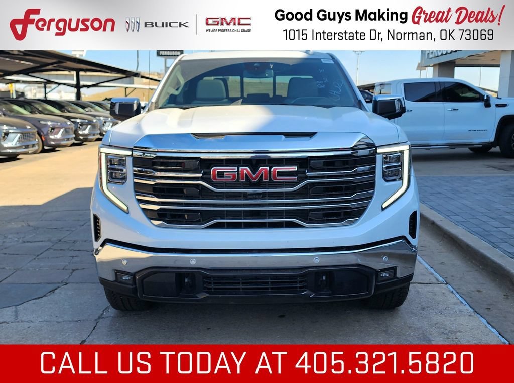 2026 GMC Sierra 1500 SLT - Photo 9