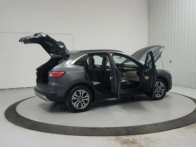 Used 2020 Gray Ford SEL image 16