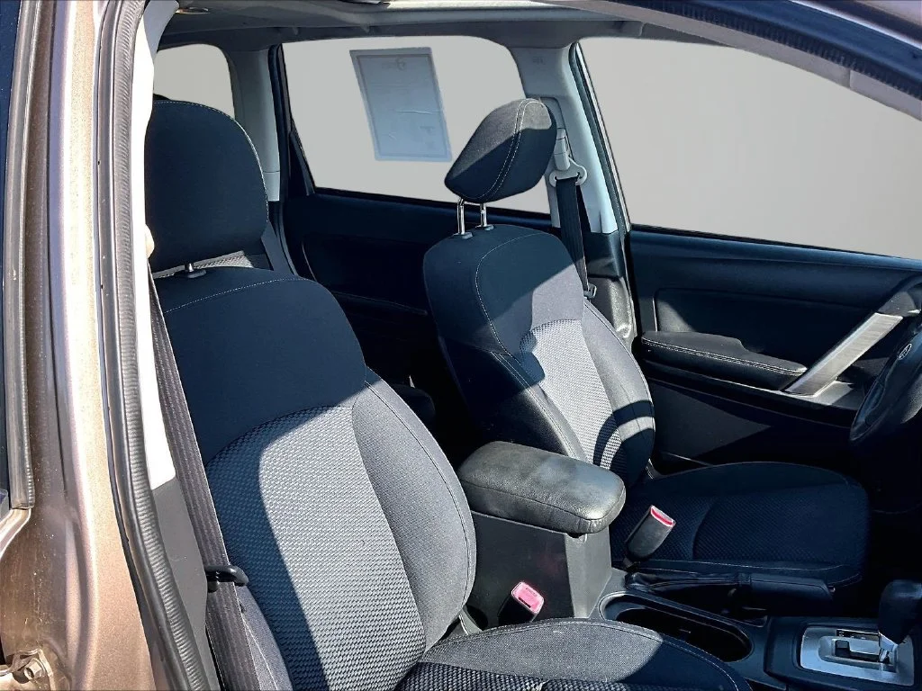 Used 2016 Brown Subaru 2.5i Premium image 7